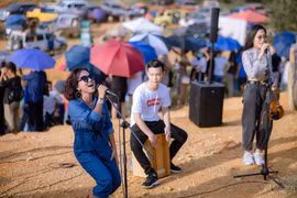 Ca sĩ Thái Thùy Linh bật mí bí quyết cả năm không ốm