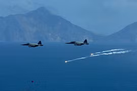 Máy bay chiến đấu Đài Loan va chạm trên không: 1 người chết, 1 người mất tích