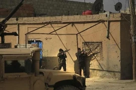 Syria: 2000 tù nhân biến mất, gần trăm tay súng IS tiếp tục cố thủ trong nhà tù Geweran của người Kurd