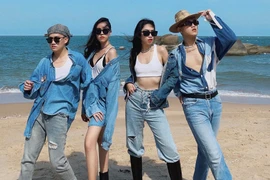 Nhóm bạn thân Vũng Tàu ăn mặc sành điệu