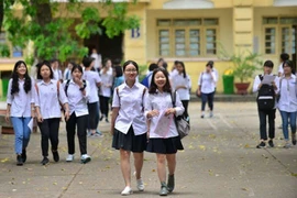 Hà Nội kiểm soát chặt người lạ đến trường học