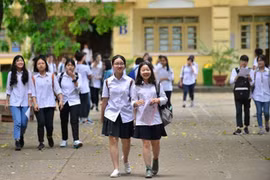 Hà Nội kiểm soát chặt người lạ đến trường học