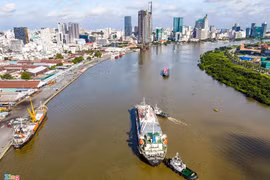 Hình ảnh đầu tiên của tàu metro số 1 ở TP.HCM