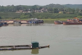 Khi nước thải từ trang trại lợn cách chỗ cấp nước sinh hoạt vài km