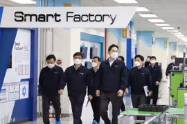 Samsung chuyển dây chuyền sản xuất điện thoại sang Việt Nam