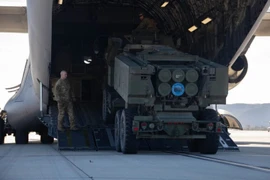Ukraine chuẩn bị nhân thêm 4 pháo phản lực tên lửa HIMARS