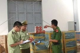 Thanh Hóa: Bắt gần 7.000 hộp shinsa từ Nam ra Bắc tiêu thụ