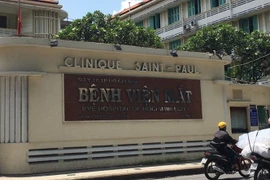 Bắt Giám đốc và Phó giám đốc Bệnh viện Mắt TP Hồ Chí Minh