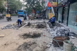 Hà Nội dừng thi công các công trình không cấp bách