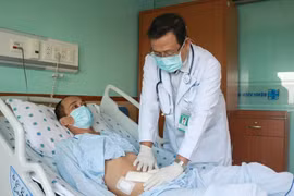 Chị gái hiến thận cứu em trai suy thận giai đoạn cuối 