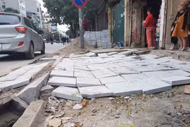 Không nên lát đá vỉa hè