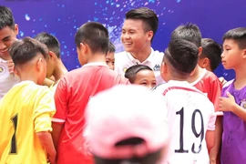 Lần đầu tiên có một chương trình xã hội quy tụ dàn sao của tuyển Việt Nam