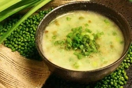 Cháo đậu xanh “giải độc” dị ứng