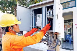 Tháng 5: Hơn 215.000 khách tiêu thụ điện tăng trên 300% 