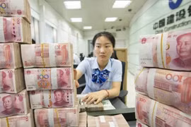 Trung Quốc tiến hành cách ly tiền mặt để ngăn chặn lây lan coronavirus