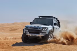 Land Rover Defender thế hệ mới sắp ra mắt thị trường châu Á, chờ ngày về Việt Nam