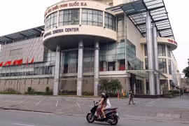 Hà Nội chưa có kế hoạch mở lại rạp chiếu phim, karaoke, massage