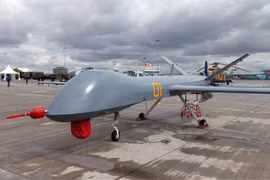 Video UAV Wing Loong Trung Quốc phóng tên lửa trong diễn tập ở Kazakhstan