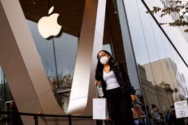 Nhiều doanh nghiệp Mỹ lãi “khủng” bất chấp dịch Covid-19 diễn biến phức tạp