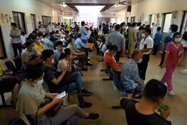 Phạt nặng người Việt tại Campuchia vượt biên trái phép