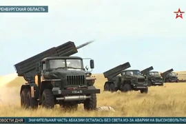 Cận cảnh cuộc diễn tập quy mô lớn của quân khu Trung tâm Nga