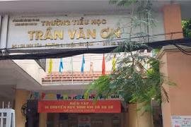 TPHCM: Cô giáo bắt học sinh tự tát 32 cái vào mặt mình vì nói chuyện riêng!