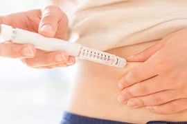 Cách xử lý nôn sau khi tiêm insulin