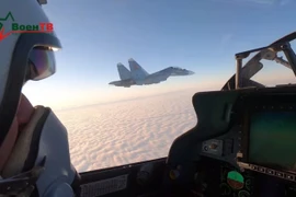 Video: Không quân Belarus diễn tập không chiến bắn đạn thật