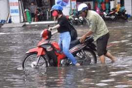 Điều cần làm ngay khi xe chết máy do bị ngập nước