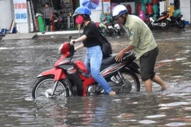 Điều cần làm ngay khi xe chết máy do bị ngập nước