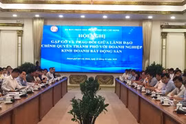 Bất động sản TPHCM: điêu đứng, ách tắc vì thủ tục