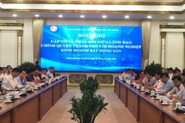 Bất động sản TPHCM: điêu đứng, ách tắc vì thủ tục