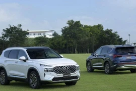 Hyundai SantaFe vẫn bán gần nghìn xe giữa đại dịch