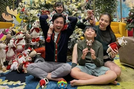 Cường Đô La từ chối quà Giáng sinh vì nhà hết chỗ để xe