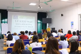 Người tốt nghiệp đại học muốn làm giáo viên THCS, THPT sẽ được bồi dường nghiệp vụ