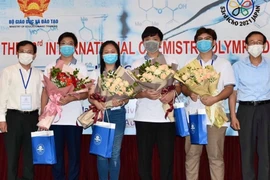 Học sinh Việt Nam giành 3 huy chương vàng Olympic hoá học quốc tế