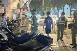 Phạt nặng hơn 80 bãi trông giữ xe phố cổ Thủ đô