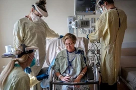 Cố tình nhiễm Omicron để tạo miễn dịch lai là hành vi nguy hiểm