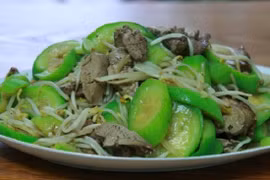 Ăn mướp khỏe người, đẹp da