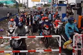 Các tỉnh miền Tây kiến nghị tạm ngưng cho người dân về quê tự phát