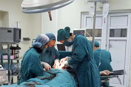 Cứu sống sản phụ vỡ tử cung do rau cài răng lược