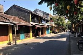  Du lịch khó khăn, chưa có dấu hiệu phục hồi