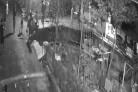 Camera ghi lại hình ảnh vụ việc.