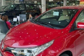 Hé lộ các chiêu trò "móc túi" khách hàng của nhân viên đại lý ô tô