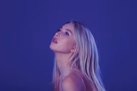 Chân dung con gái út của Steve Jobs