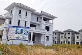 Cuối năm, 'cò đất' thi nhau thổi giá loạt dự án 'đắp chiếu' phía Tây Hà Nội