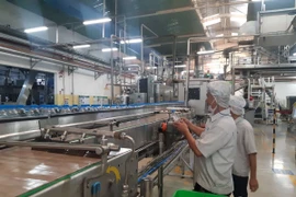 La Vie  Long An - nhà máy nước đóng chai đầu tiên tại Việt Nam đạt chứng nhận "Chung tay quản lý nguồn nước"