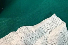 Vốc uống nước suối, đỉa chui vào mũi