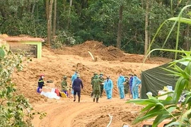 Thăng quân hàm cho 2 cán bộ hy sinh tại tiểu khu 67