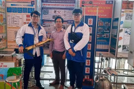 Cánh tay robot cho người khuyết tật